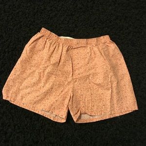 Peach with pattern elastic shorts